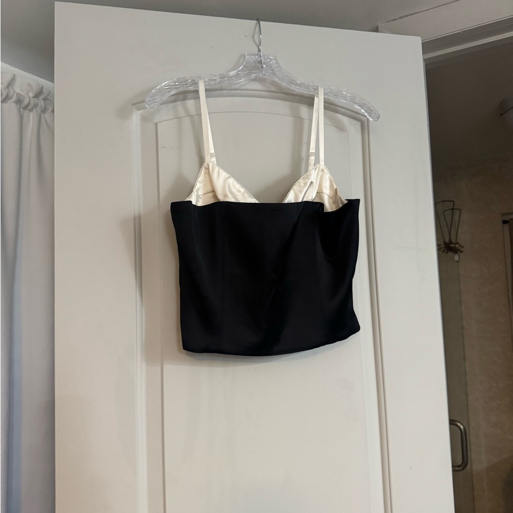 Aritzia Hypnotize Top - Picture 3 of 6